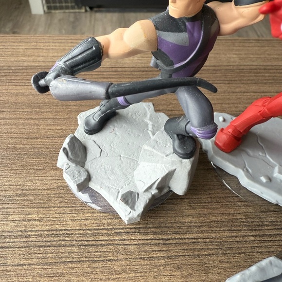 Marvel Red and Blue Action Figures Playset - Picture 4 of 8